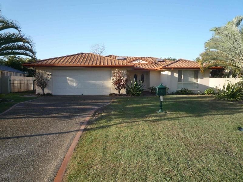 11 Kirdford Court, Arundel QLD 4214