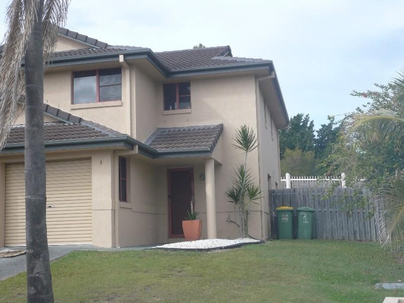 1/111 Greenacre Drive, Parkwood QLD 4214