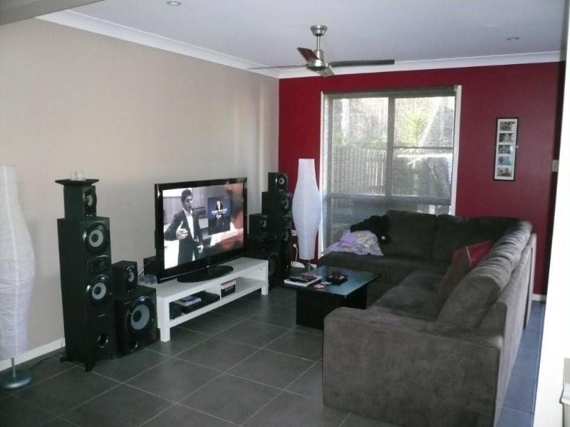 1/111 Greenacre Drive, Parkwood QLD 4214