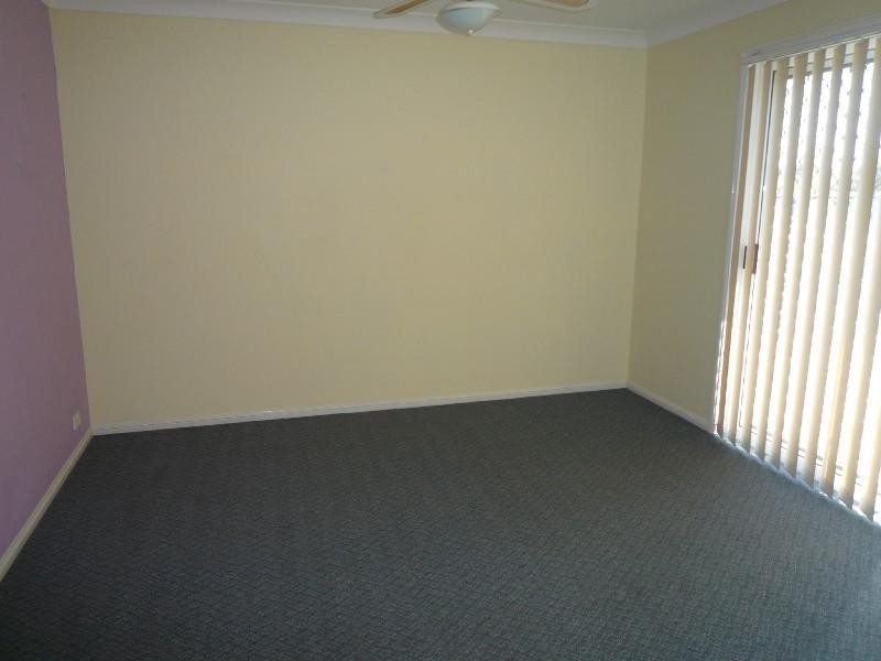 1/16 Annette Court, Labrador QLD 4215