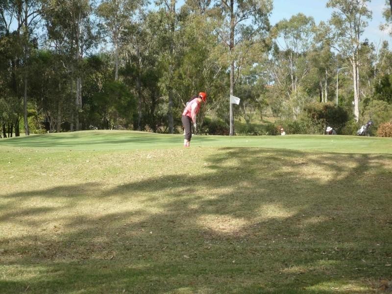 11 London Chase, Arundel QLD 4214