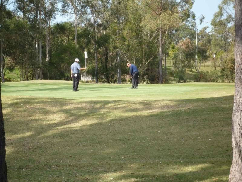 11 London Chase, Arundel QLD 4214