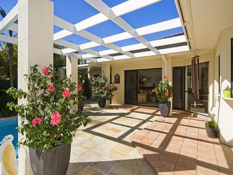 4 Jarvis Place, Arundel QLD 4214