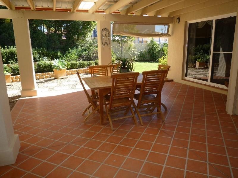 7 Adeliza Court, Arundel QLD 4214