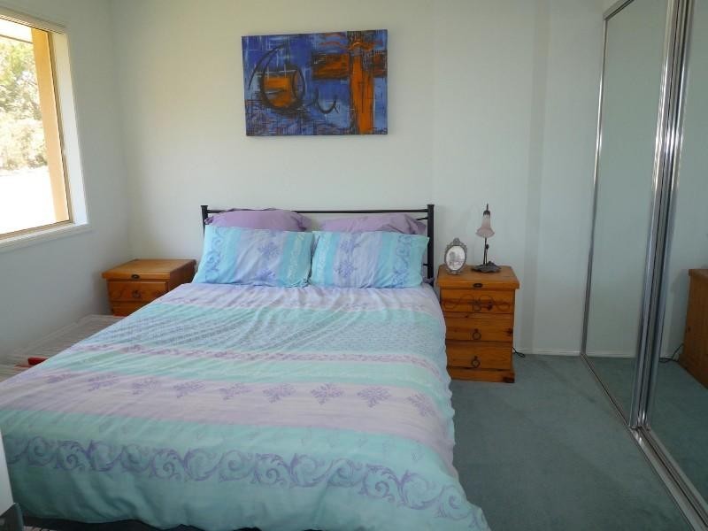 87 Tiger Drive, Arundel QLD 4214