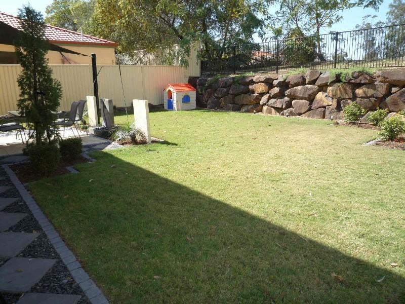 87 Tiger Drive, Arundel QLD 4214