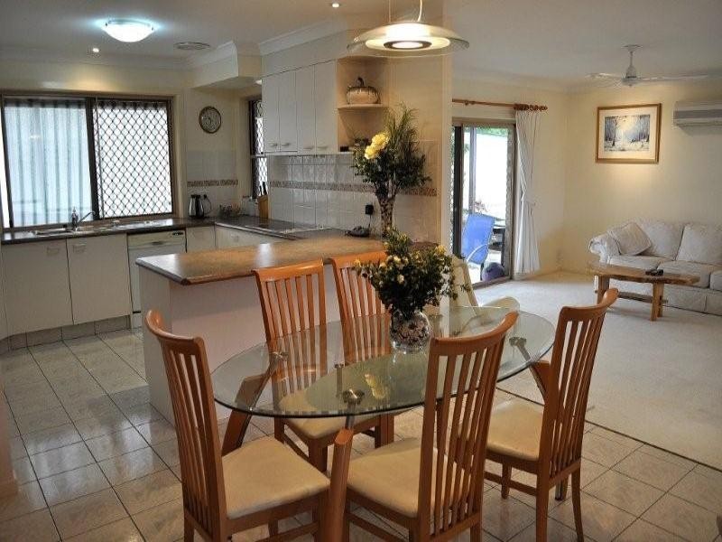 3 Carrumbella Drive, Arundel QLD 4214