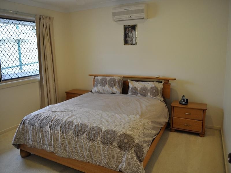 3 Carrumbella Drive, Arundel QLD 4214