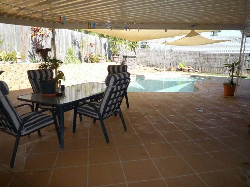 10 Irwin Street, Parkwood QLD 4214