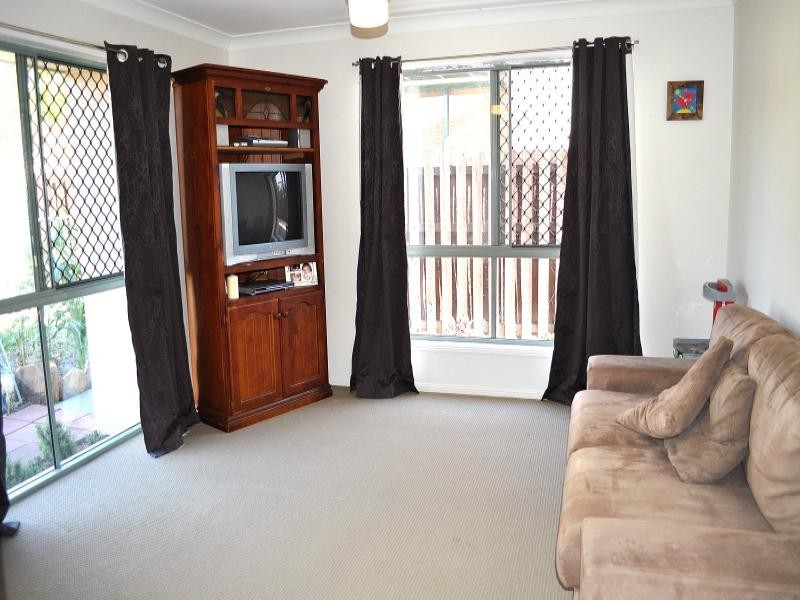 1/144 Greenacre Drive, Parkwood QLD 4214