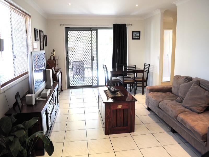 1/144 Greenacre Drive, Parkwood QLD 4214