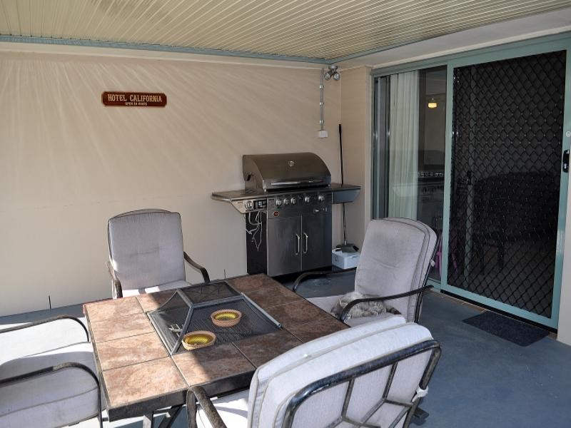 1/144 Greenacre Drive, Parkwood QLD 4214