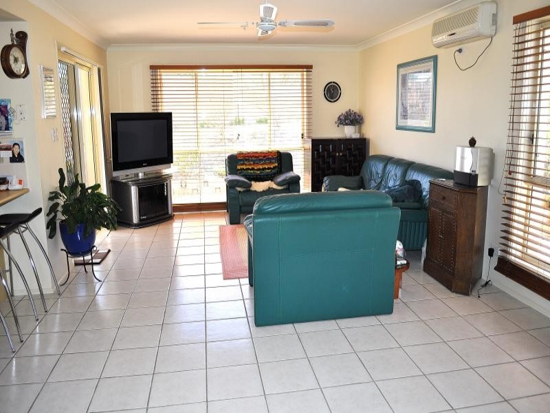 2 Lisa Court, Arundel QLD 4214