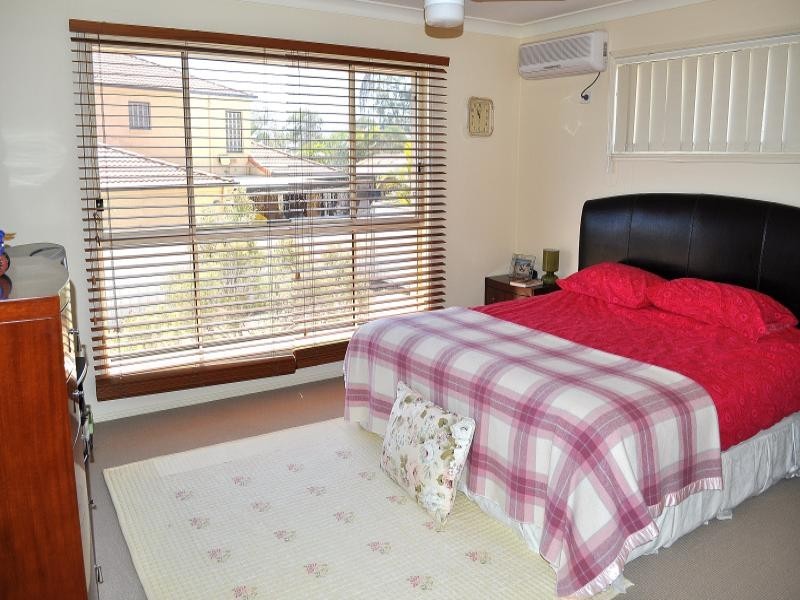 2 Lisa Court, Arundel QLD 4214