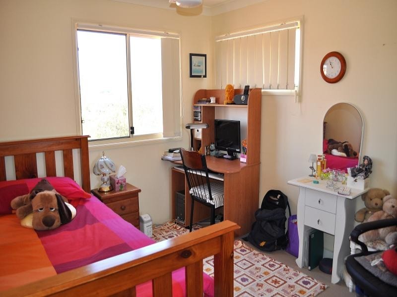 2 Lisa Court, Arundel QLD 4214