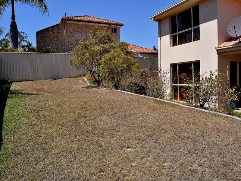 2 Lisa Court, Arundel QLD 4214