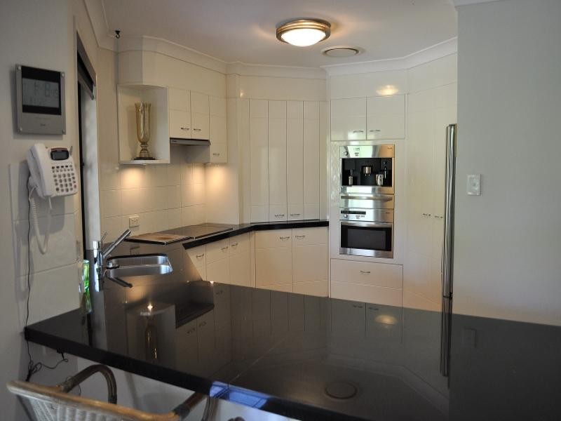40 Arun Drive, Arundel QLD 4214