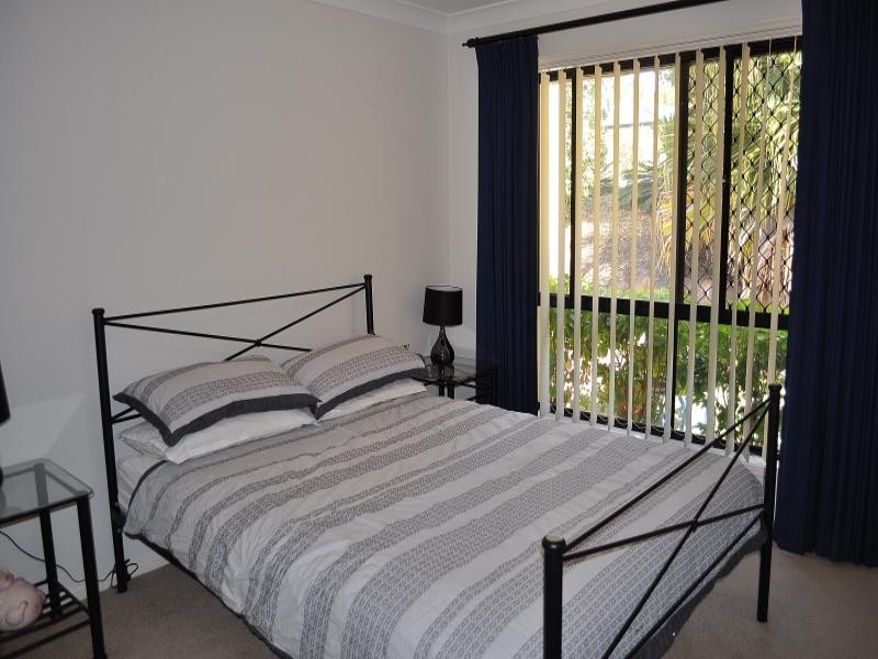 40 Arun Drive, Arundel QLD 4214