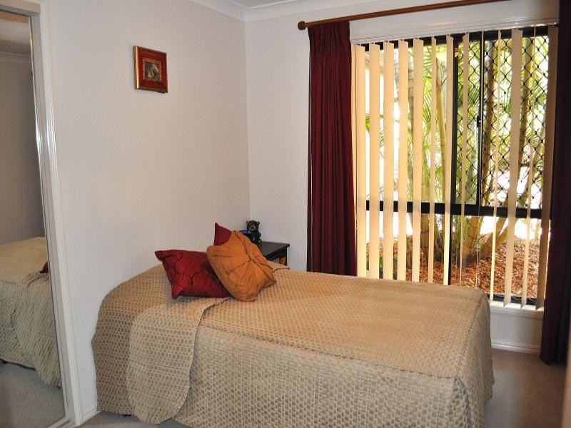 40 Arun Drive, Arundel QLD 4214