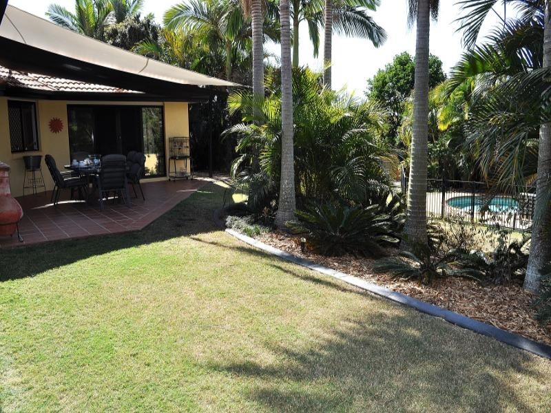 40 Arun Drive, Arundel QLD 4214
