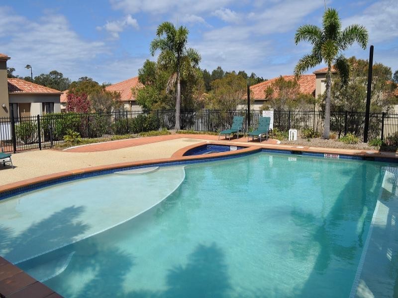 41/24 Amsonia Court, Arundel QLD 4214