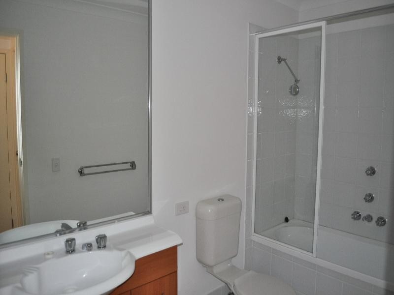 41/24 Amsonia Court, Arundel QLD 4214