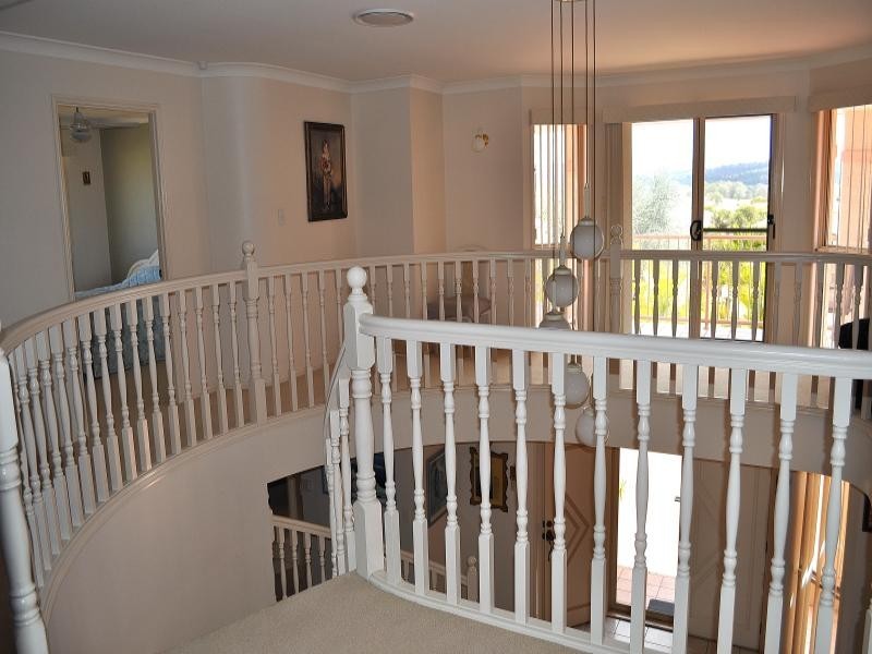 5 Lisa Court, Arundel QLD 4214