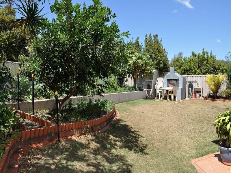 5 Lisa Court, Arundel QLD 4214