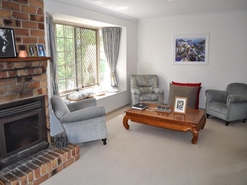 12 Von Nida Court, Parkwood QLD 4214