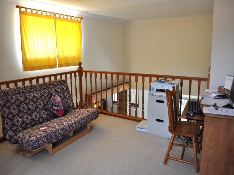 12 Von Nida Court, Parkwood QLD 4214