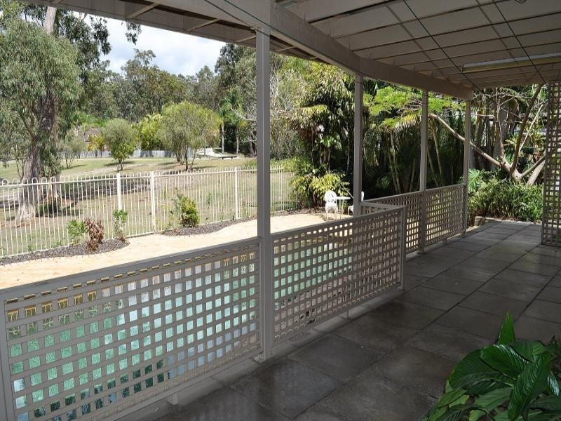 12 Von Nida Court, Parkwood QLD 4214