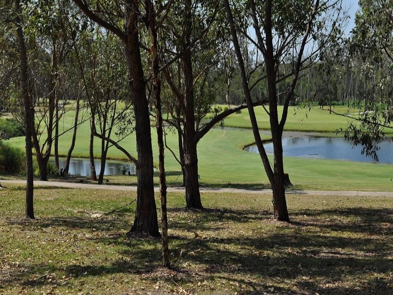 25 Hazel Court, Arundel QLD 4214