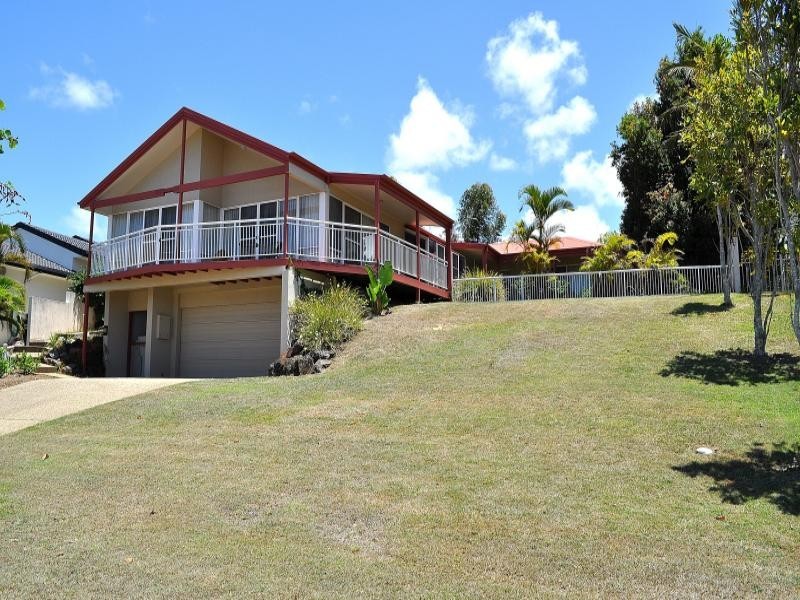 6 Pearson Close, Arundel QLD 4214