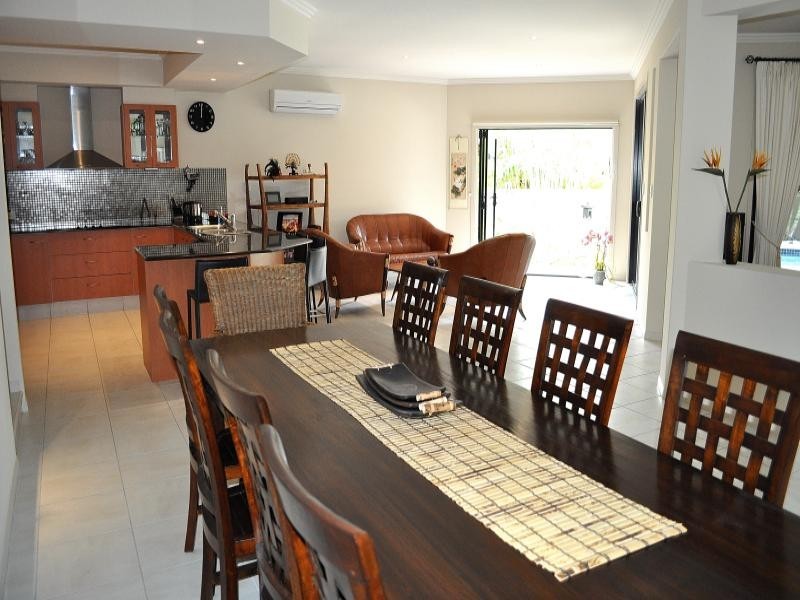 7 Worthing Court, Arundel QLD 4214