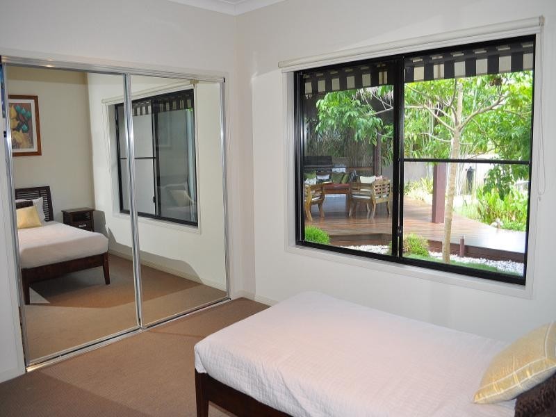 7 Worthing Court, Arundel QLD 4214