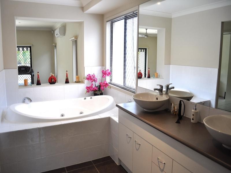 7 Worthing Court, Arundel QLD 4214