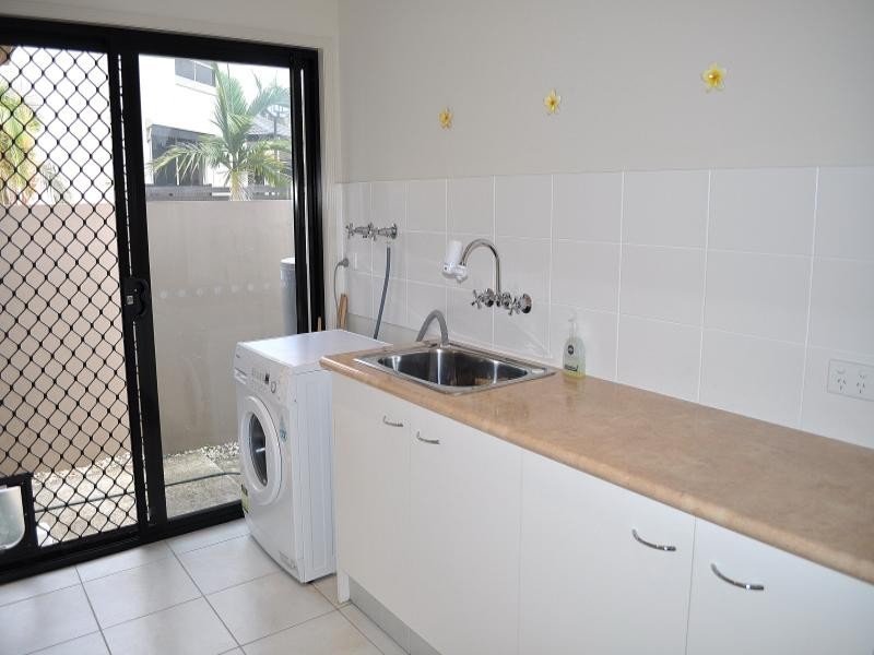 7 Worthing Court, Arundel QLD 4214