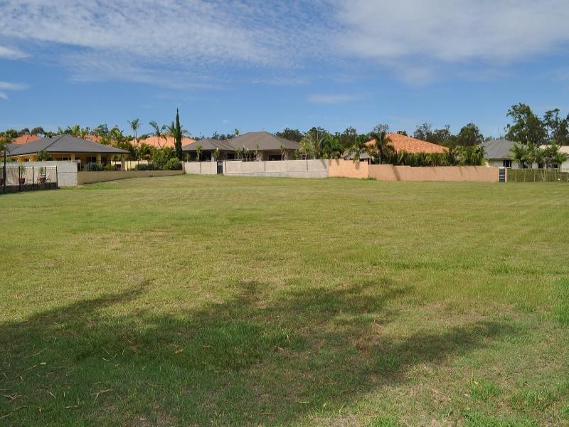 7 Worthing Court, Arundel QLD 4214