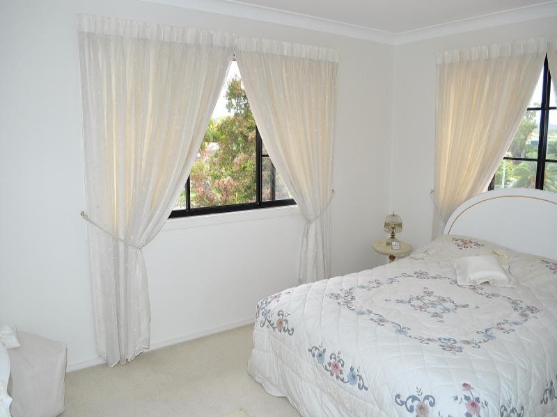 287 Napper Road, Arundel QLD 4214