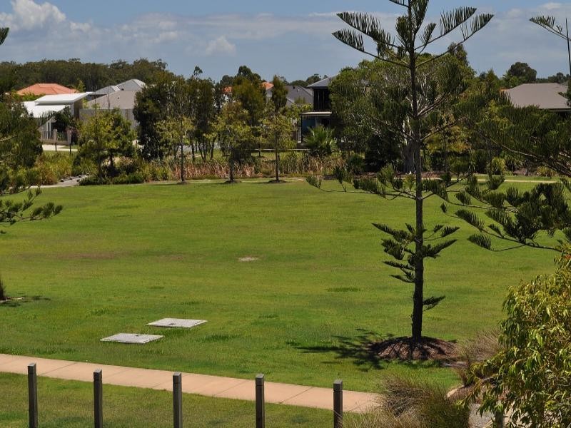 154 Lae Drive, Coombabah QLD 4216