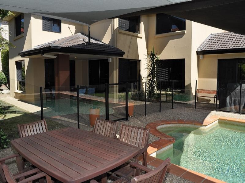 19 O’Brien Court, Arundel QLD 4214