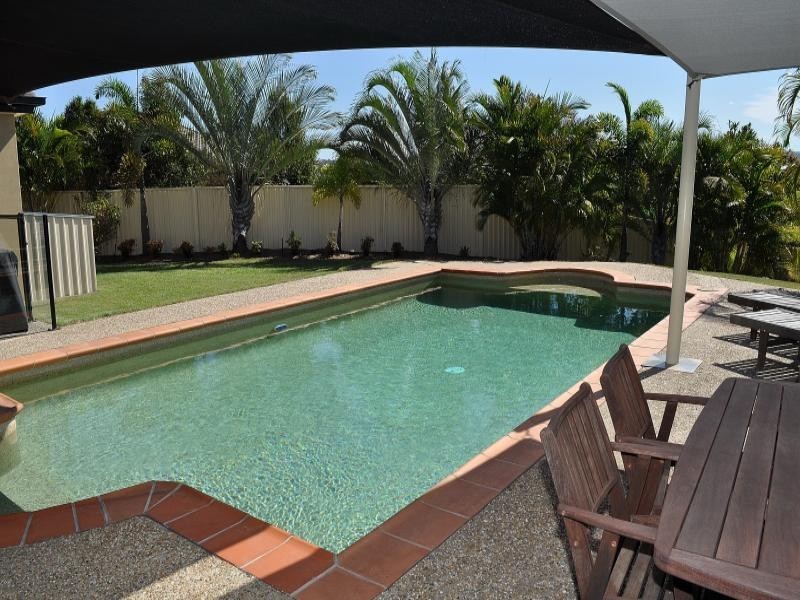 19 O’Brien Court, Arundel QLD 4214