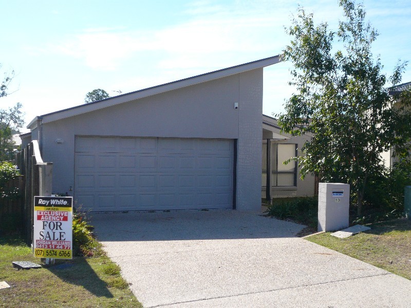 13 Stockdale Street, Pacific Pines QLD 4211