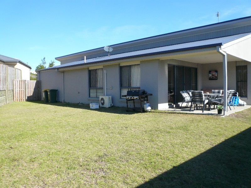 13 Stockdale Street, Pacific Pines QLD 4211