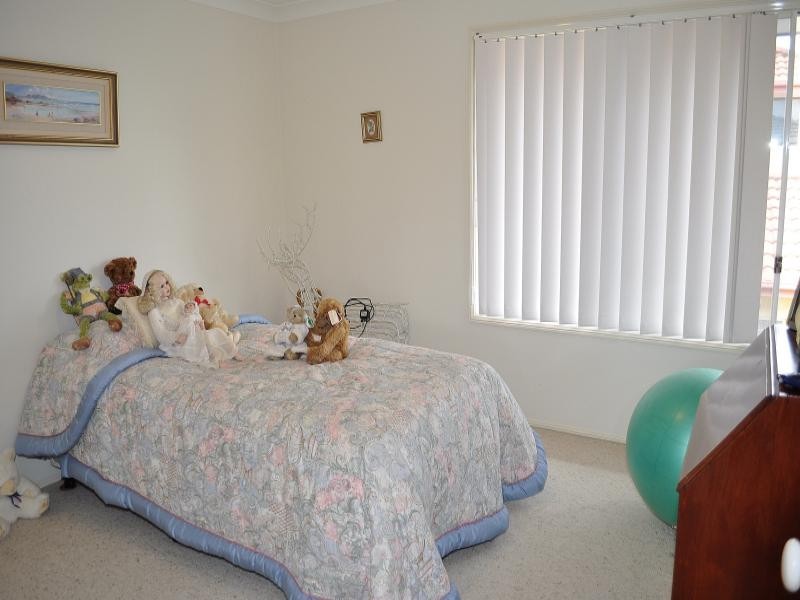 1 Delonix Court, Arundel QLD 4214