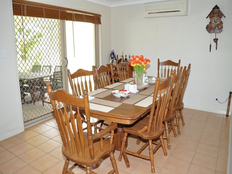 18 Golden Bear Drive, Arundel QLD 4214