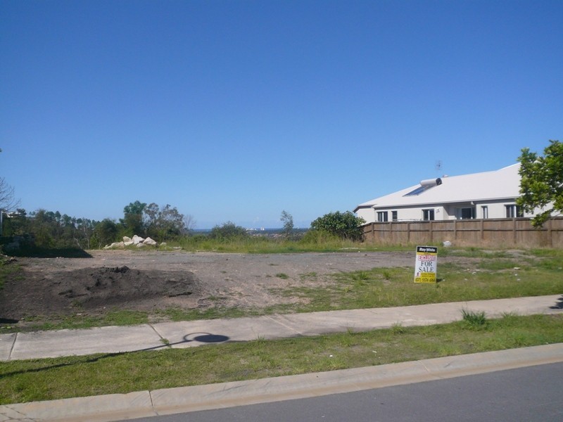 33 Salvado Drive, Pacific Pines QLD 4211