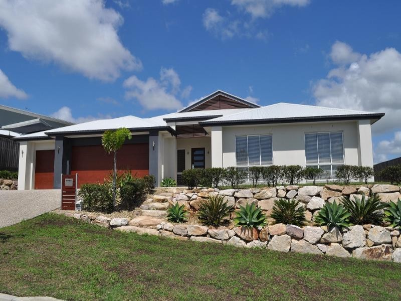 76 Salvado Drive, Pacific Pines QLD 4211