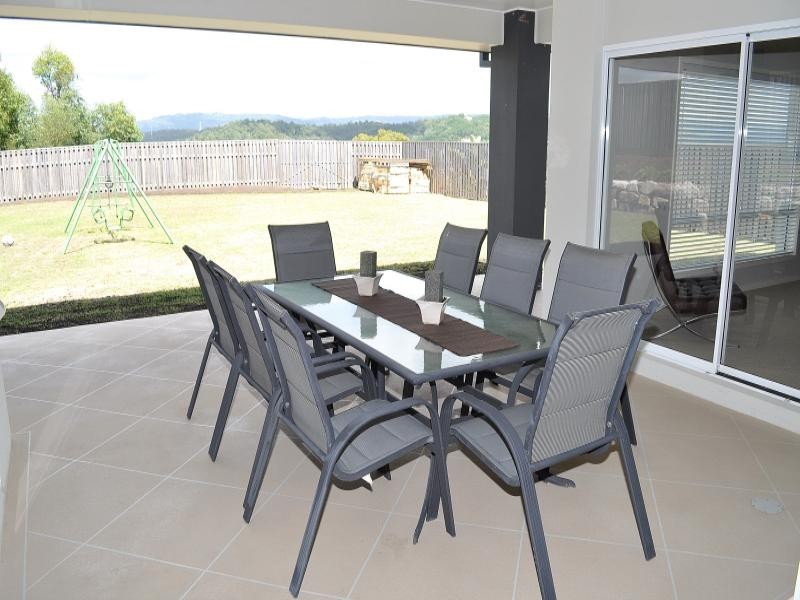 76 Salvado Drive, Pacific Pines QLD 4211