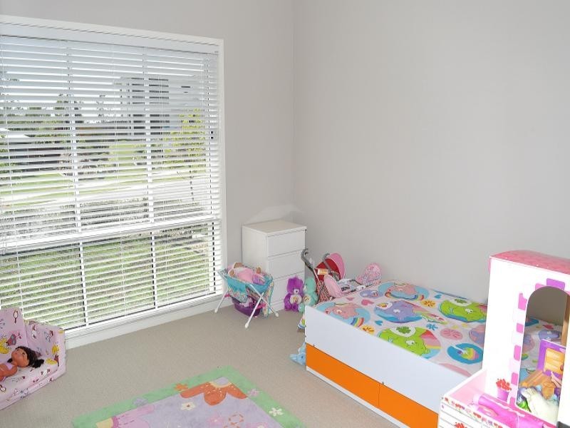 76 Salvado Drive, Pacific Pines QLD 4211